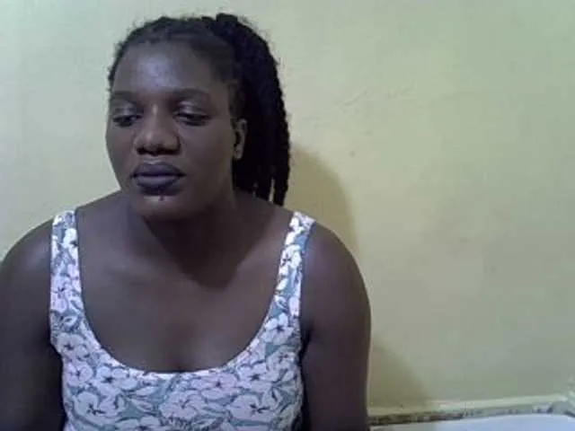 Live sex webcam photo for Pink-pussy #277071302