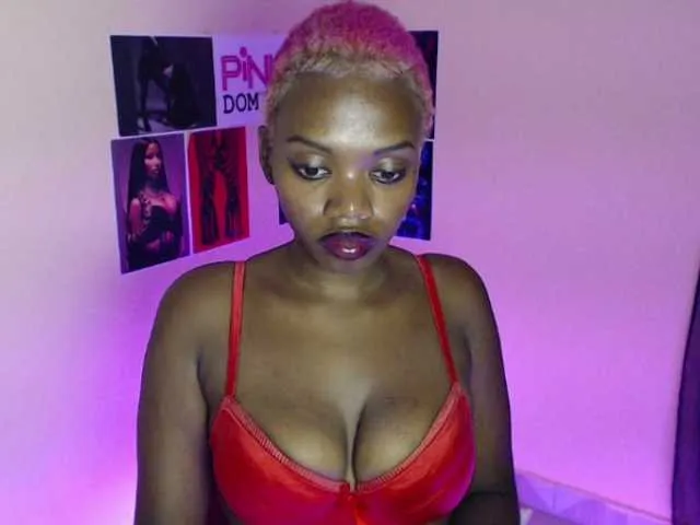 Live sex webcam photo for PinkDomina01 #291927916