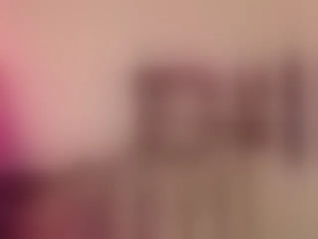 Live sex webcam photo for PinkDomina01 #293169712