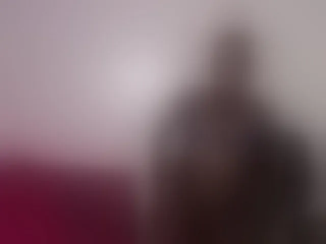 Live sex webcam photo for PinkDomina01 #293224081