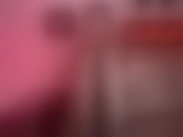 Live sex webcam photo for PinkFoxya #292485416