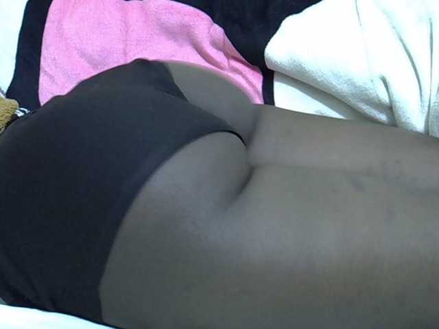 Live sex webcam photo for Pinkiec #291868815