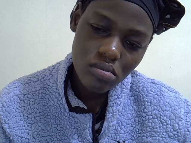 Live sex webcam photo for Pinkiec #292077861