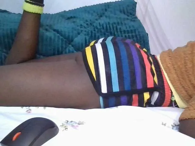Live sex webcam photo for Pinkiec #293736722