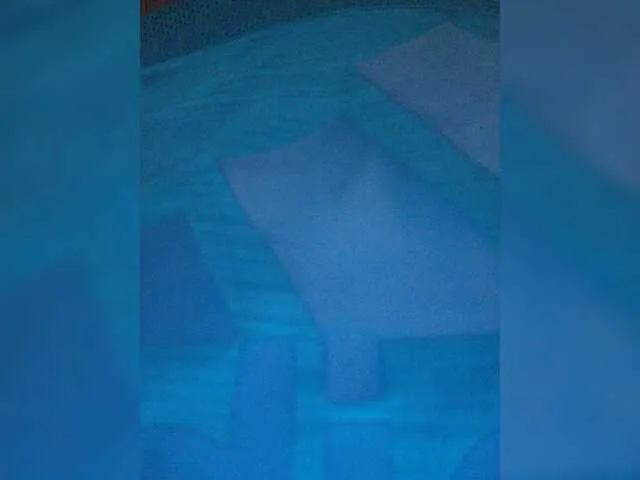 Live sex webcam photo for Pinkthehawk #273681302