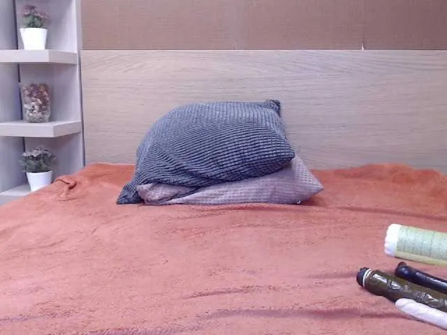 Live sex webcam photo for PinkySmithxXx #277939505