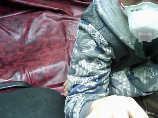 Live sex webcam photo for Pipchik1990-1 #276794566