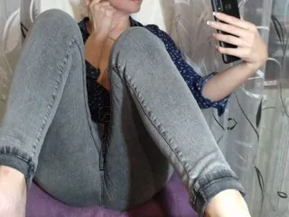 Live sex webcam photo for Pirojulia #215501719