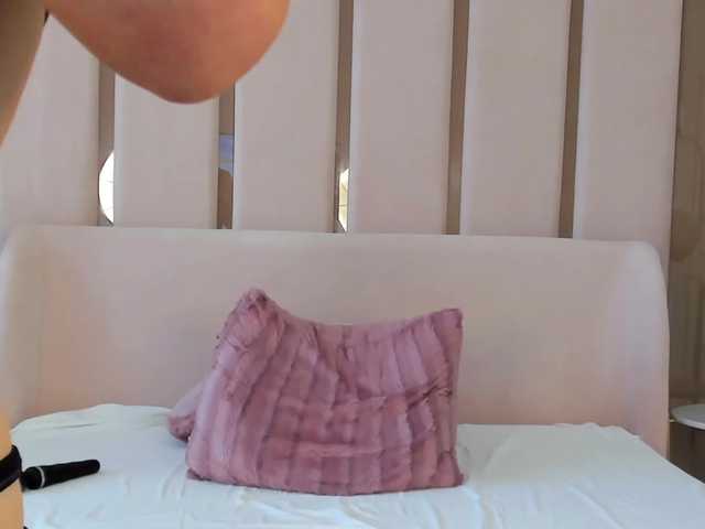 Live sex webcam photo for PixxieX #275473446