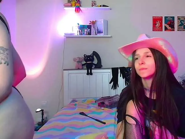 Live sex webcam photo for Pizda-Drozda #290044964