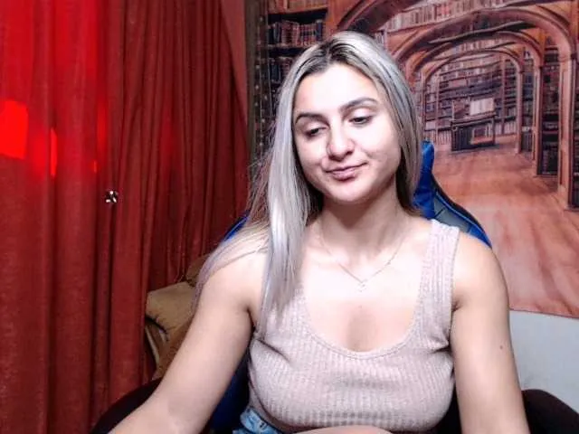 Live sex webcam photo for PlayfulNicole #273269517