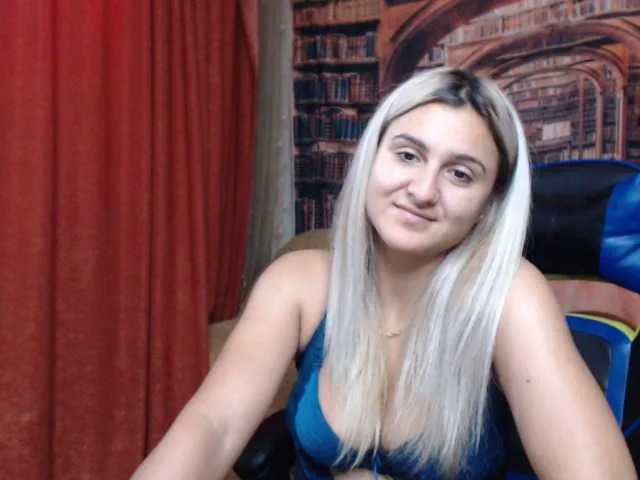 Live sex webcam photo for PlayfulNicole #273580735