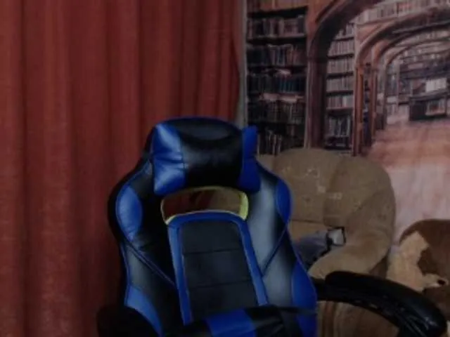 Live sex webcam photo for PlayfulNicole #273685579