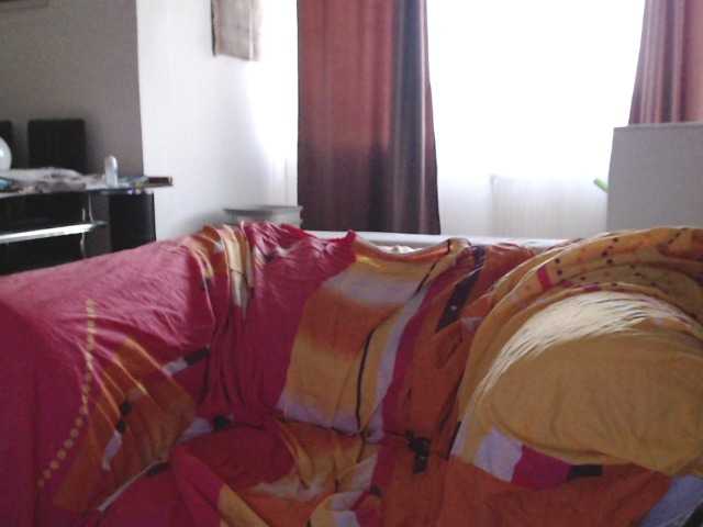 Live sex webcam photo for PlayfulSamira #272079147