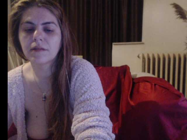 Live sex webcam photo for PlayfulSamira #273172740