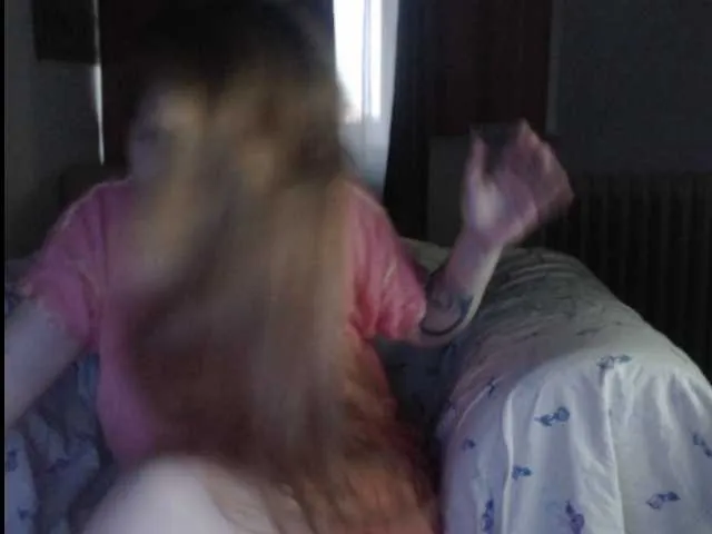 Live sex webcam photo for PlayfulSamira #273541699