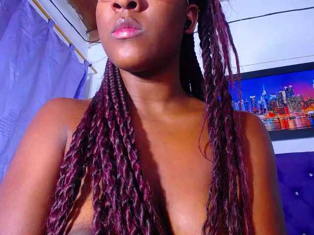 Live sex webcam photo for Pleassing-ebonny #291603320