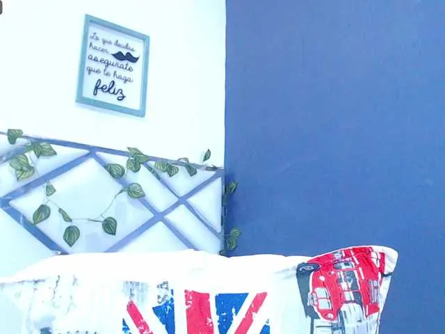 Live sex webcam photo for Pleassingdaddy #276770294