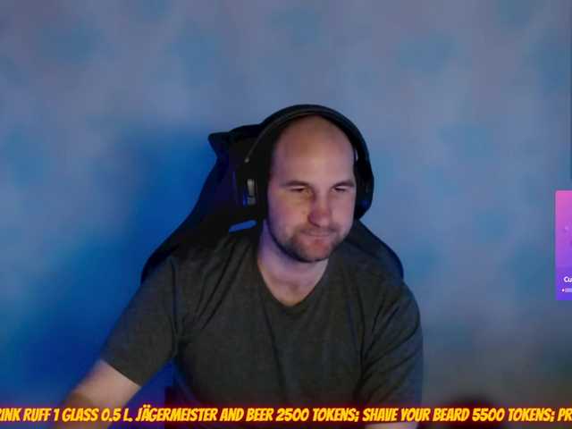 Live sex webcam photo for PoPaDoSiK-Mod #290452875