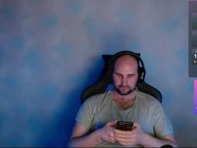 Live sex webcam photo for PoPaDoSiK-Mod #290640540