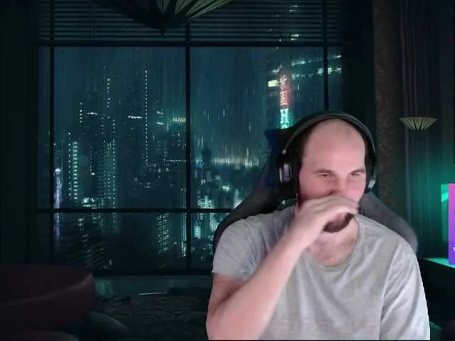 Live sex webcam photo for PoPaDoSiK-Mod #290958411