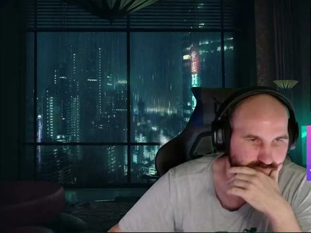 Live sex webcam photo for PoPaDoSiK-Mod #290979352