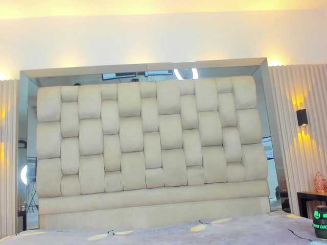 Live sex webcam photo for PocahontasPow #292206615