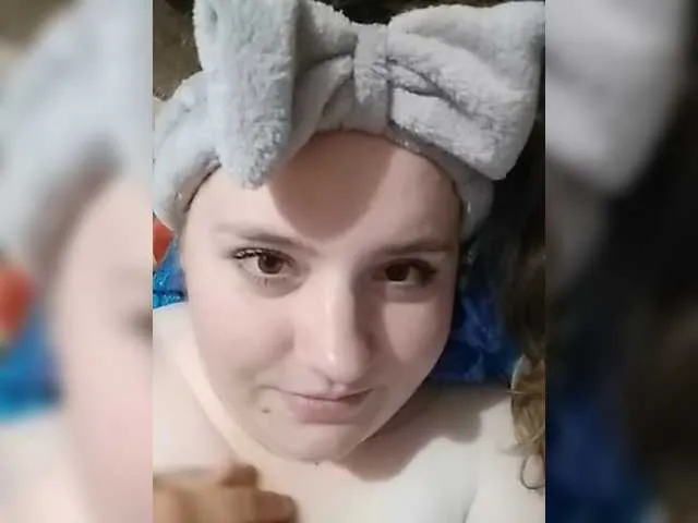 Live sex webcam photo for Podarochek56 #273900165