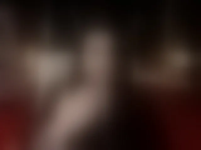 Live sex webcam photo for PollyMur #292524067