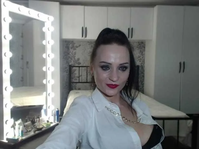 Live sex webcam photo for Pomelashow #272273561