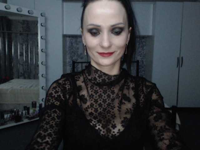 Live sex webcam photo for Pomelashow #272834402