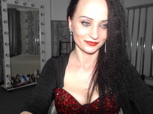 Live sex webcam photo for Pomelashow #273037335