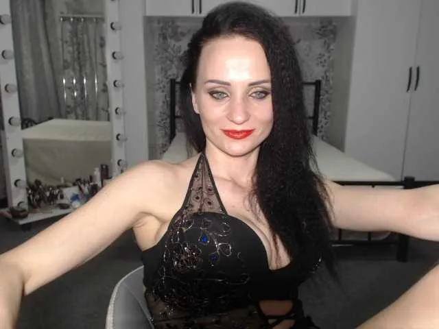 Live sex webcam photo for Pomelashow #273049349