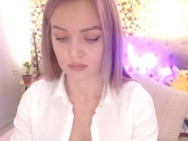 Live sex webcam photo for PookieVivian #272536361