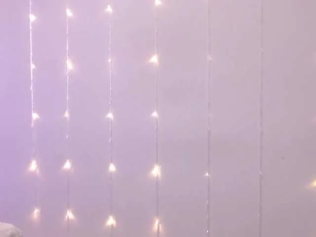 Live sex webcam photo for PookieVivian #273186427