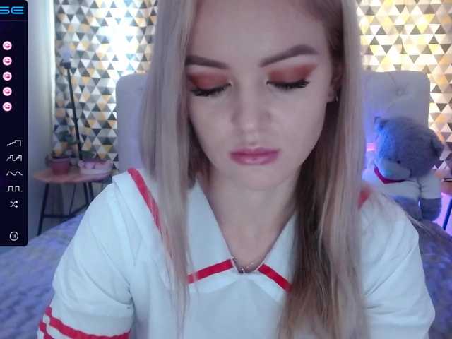 Live sex webcam photo for PookieVivian #274000248