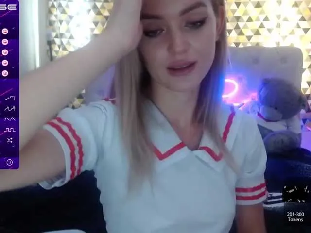 Live sex webcam photo for PookieVivian #274502424