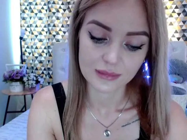 Live sex webcam photo for PookieVivian #275712946