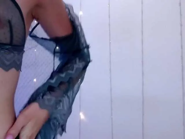 Live sex webcam photo for PookieVivian #276018433