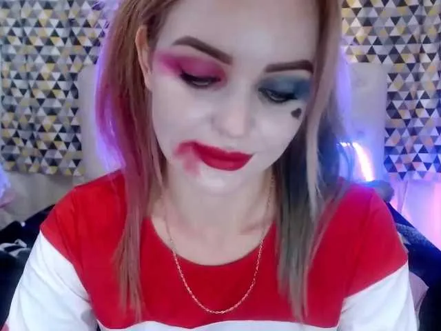 Live sex webcam photo for PookieVivian #276604132