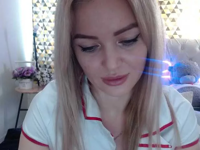 Live sex webcam photo for PookieVivian #276836886