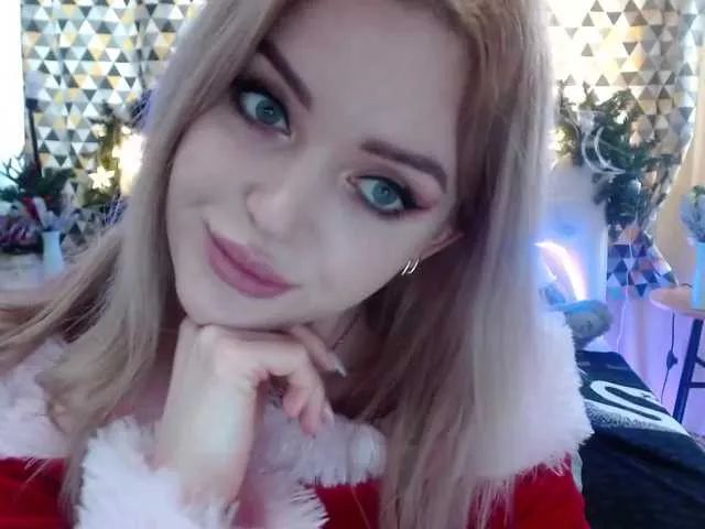 Live sex webcam photo for PookieVivian #277021436