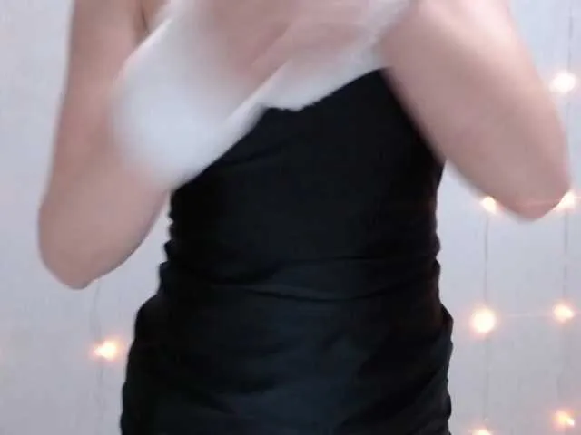 Live sex webcam photo for PookieVivian #277357499