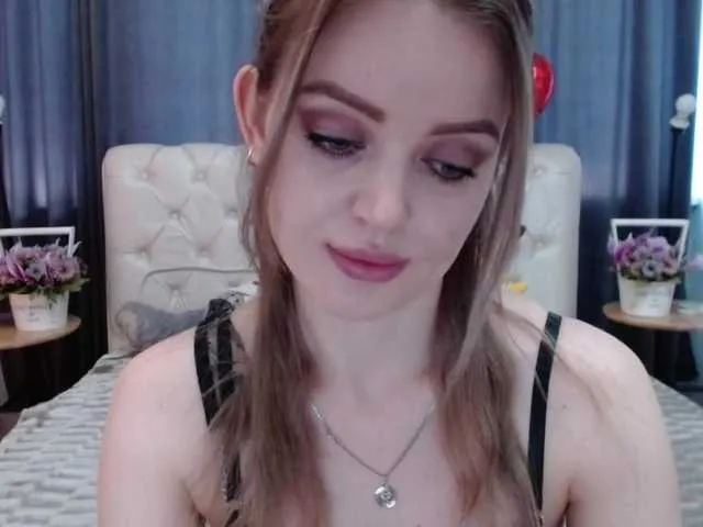 Live sex webcam photo for PookieVivian #277500683