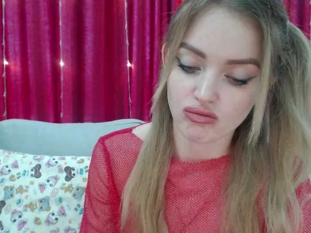 Live sex webcam photo for PookieVivian #277917881
