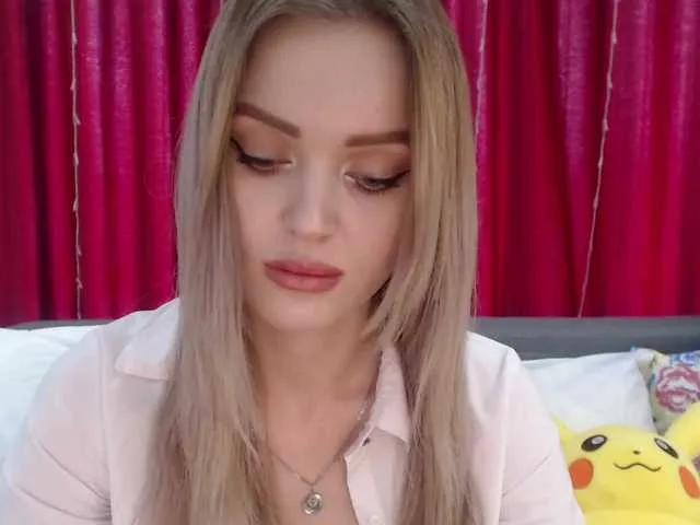 Live sex webcam photo for PookieVivian #278106869