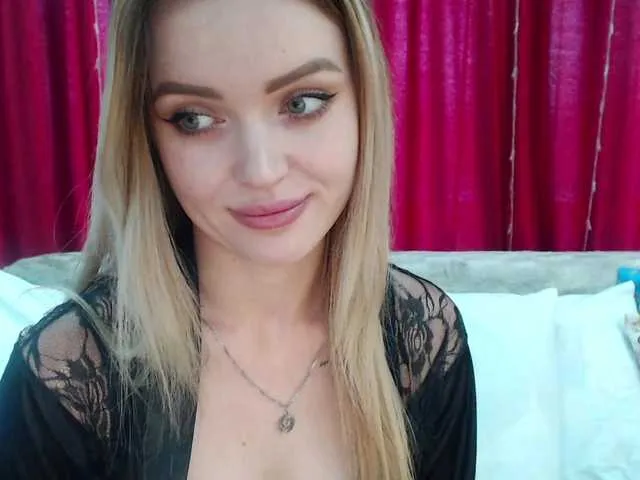 Live sex webcam photo for PookieVivian #279522411