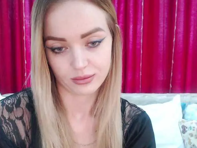 Live sex webcam photo for PookieVivian #283188519