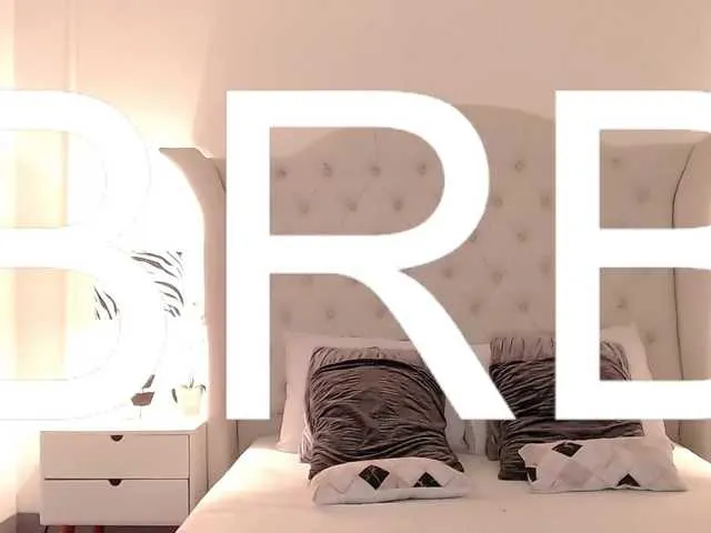 Live sex webcam photo for PoopyyWilson #274601292