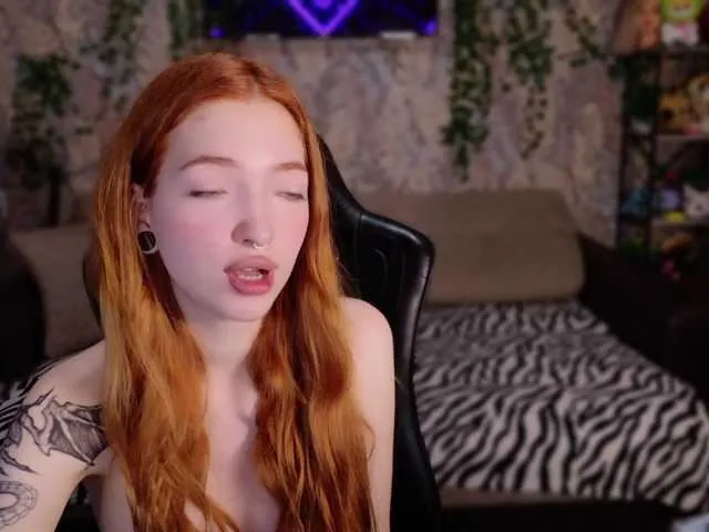 Live sex webcam photo for PopsWayne #278305767